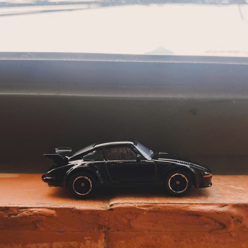 Skyline KPGC110 (KENMERI)